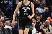 kaiyun-得分全场最高！WNBA季前赛 韩旭10投6中&amp;罚球7中7砍20分2板1助2帽